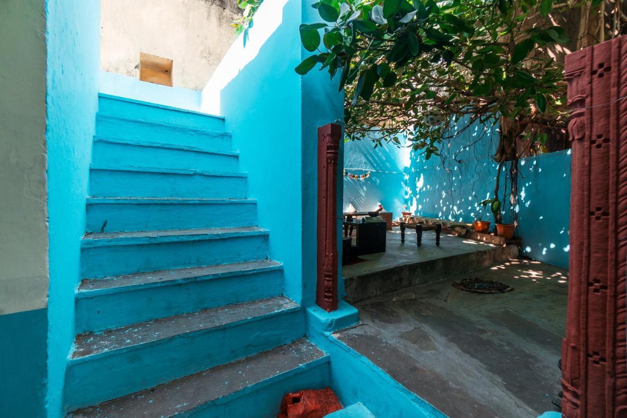12 Monks Backpackers Community Hostel Puskár Kültér fotó